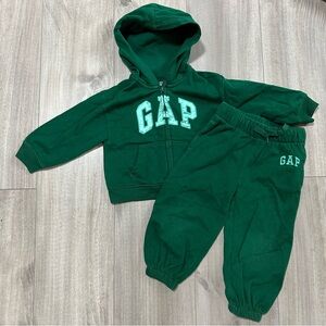 GAP Kids Green Hoodie and Jogger Set 2T